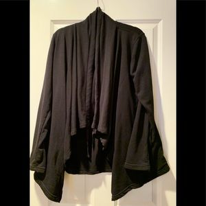 NEVER BEEN WORN Cardigan